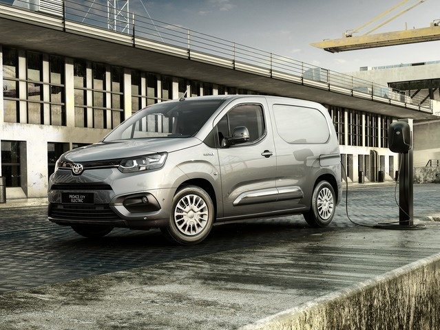 TOYOTA PROACE CITY ELECTRIC