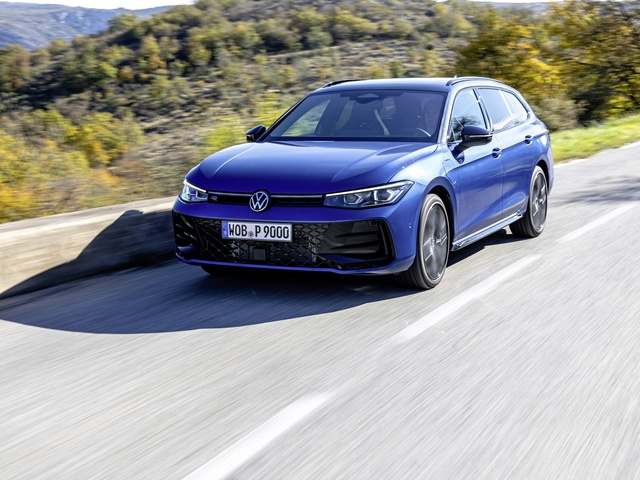 NUOVA VOLKSWAGEN PASSAT