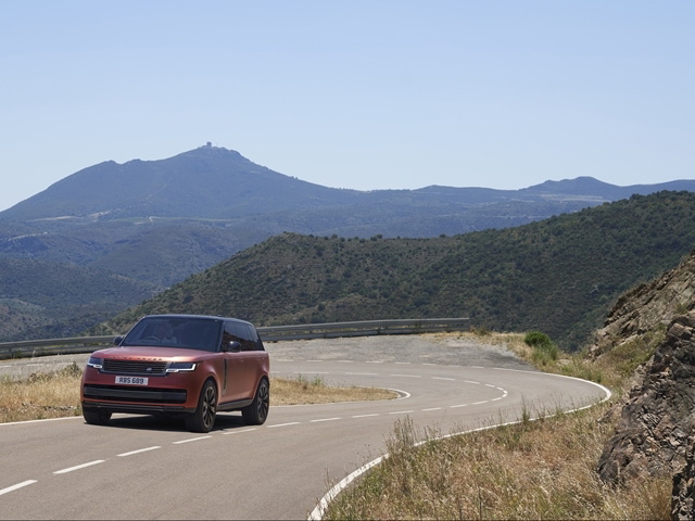 LAND ROVER NOVO RANGE ROVER
