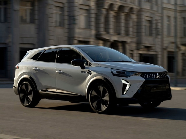 MITSUBISHI GRANDIS