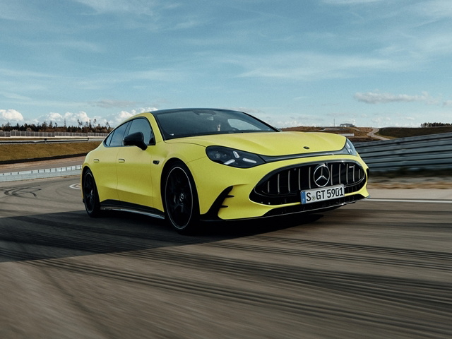 MERCEDES GT