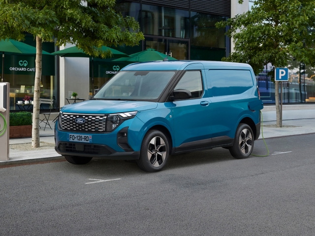 https://cdn-ic.caraffinity.it/big/FR-FORD-E-TRANSIT-COURIER-202606.JPG