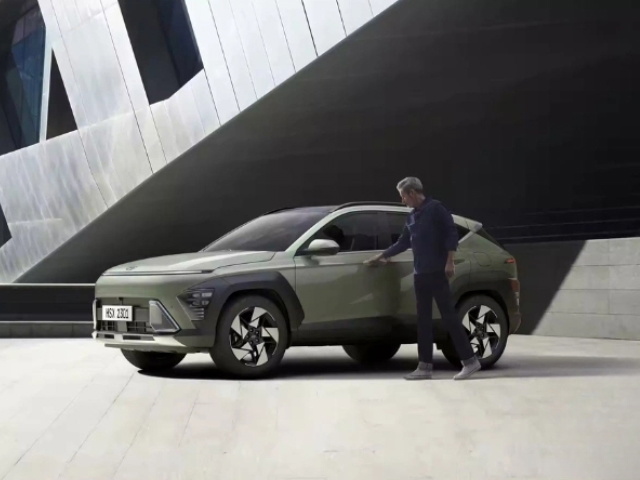 https://cdn-ic.caraffinity.it/big/FR-HYUNDAI-KONA-HYBRID-2023-202503.JPG