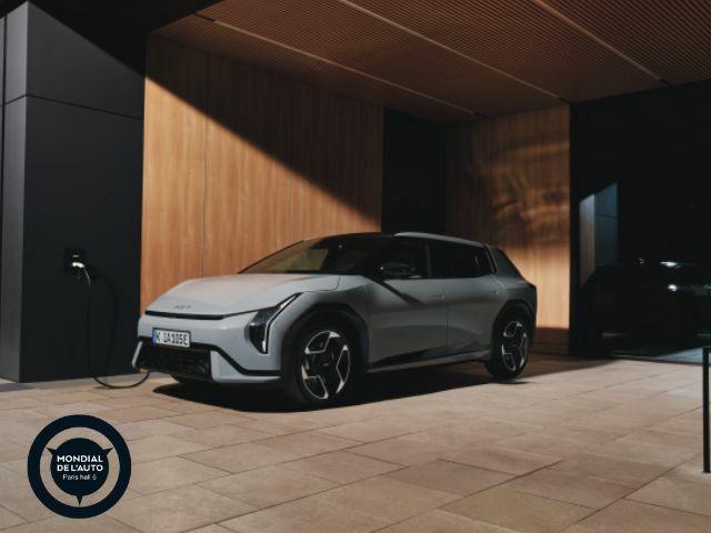 https://cdn-ic.caraffinity.it/big/FR-KIA-EV4-202610.JPG