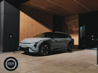 KIA EV4 100% électrique