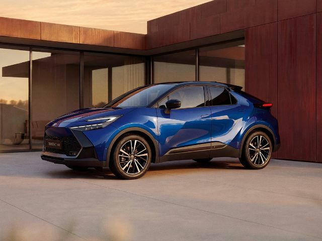 https://cdn-ic.caraffinity.it/big/FR-TOYOTA-C-HR-202609.JPG