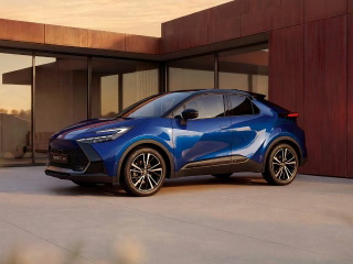 TOYOTA C-HR