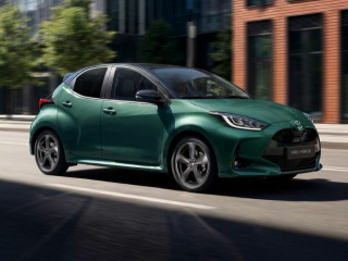 TOYOTA YARIS HYBRIDE