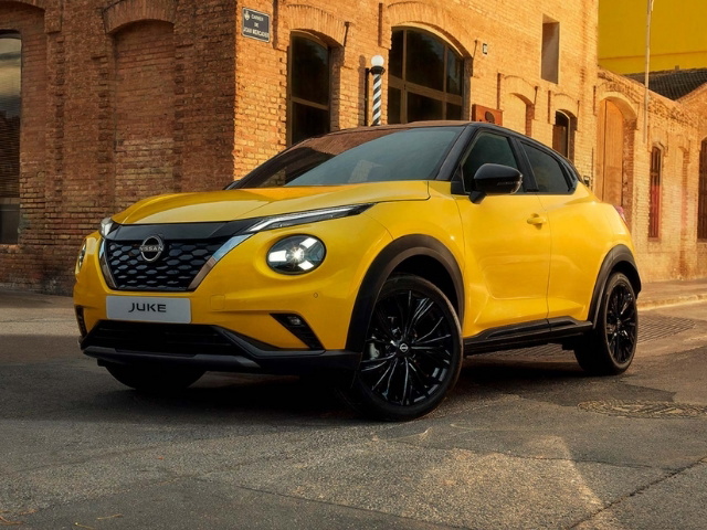 NISSAN JUKE