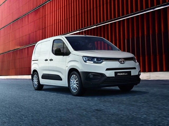 TOYOTA PROACE CITY